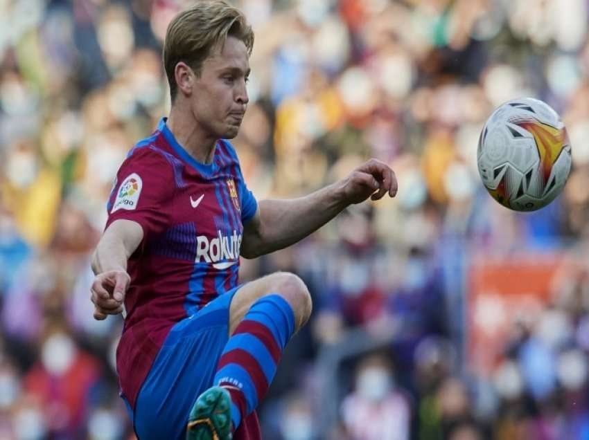De Jong synon të arrijë suksese me Barcelonën