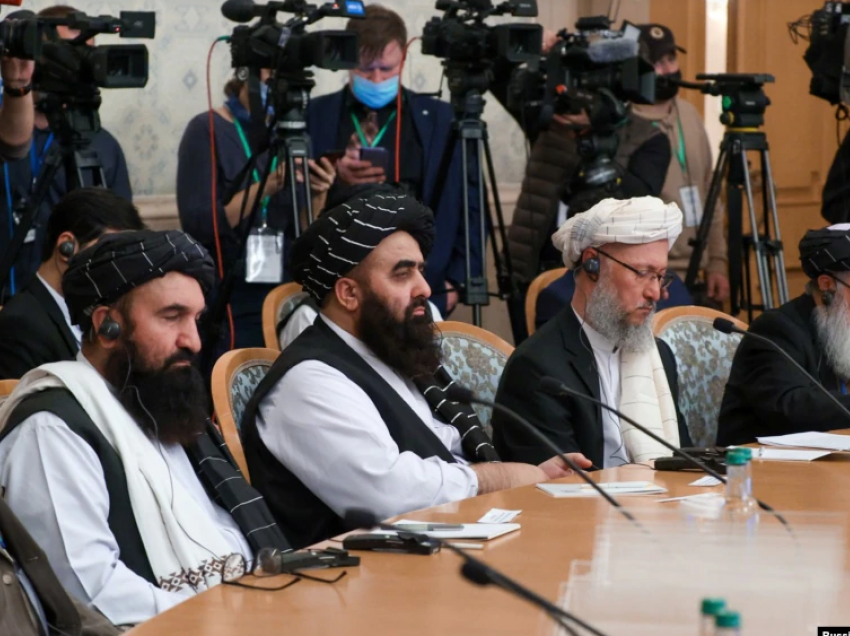 Talibanët i kërkojnë SHBA-së të rishqyrtojë vendimin për asetet e ngrira