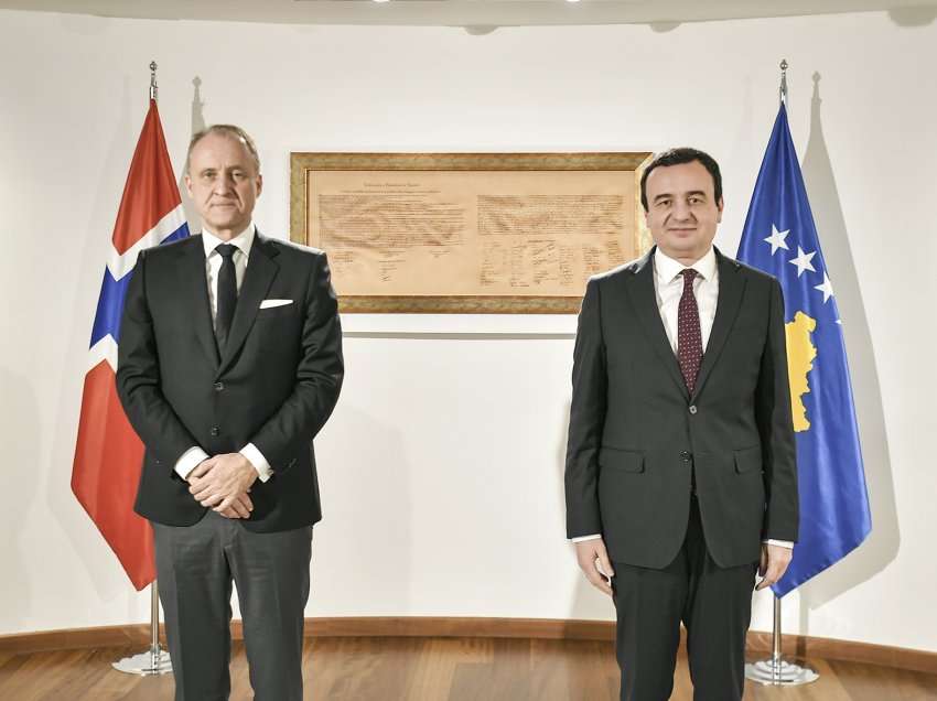 Kryeministri Kurti priti në takim ambasadorin e Norvegjisë, z. Jens Erik Grøndahl