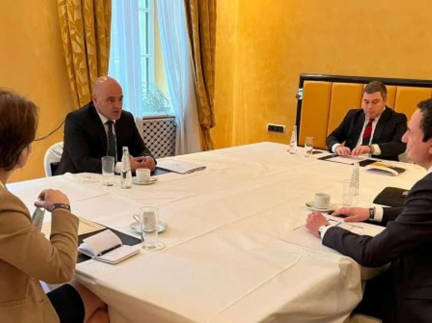 ​Kurti takohet me Kovaçevskin, muajin tjetër bëhet vlerësimi i marrëveshjeve Kosovë-Maqedoni