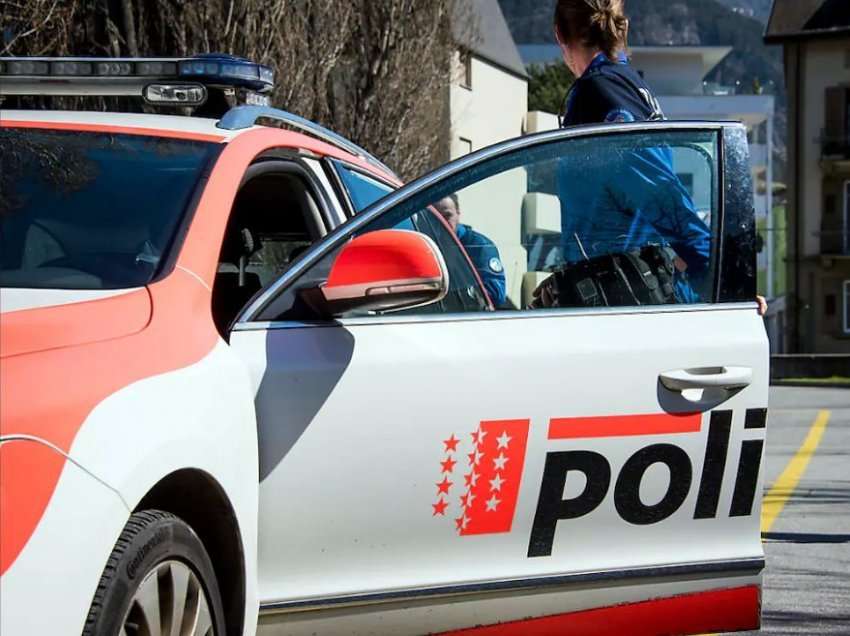 Masturbohej dhe kërkonte seks nga kolegia e tij police, dënohet zëvendës shefi i policisë