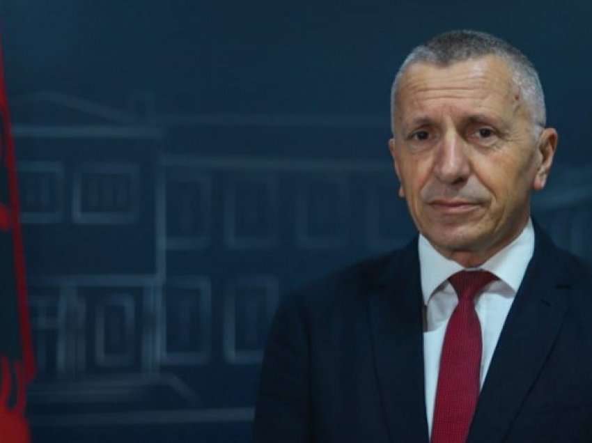 Kamberi mirëpriti nominimin e Dritan Abazoviç për kryeministër të Malit të Zi