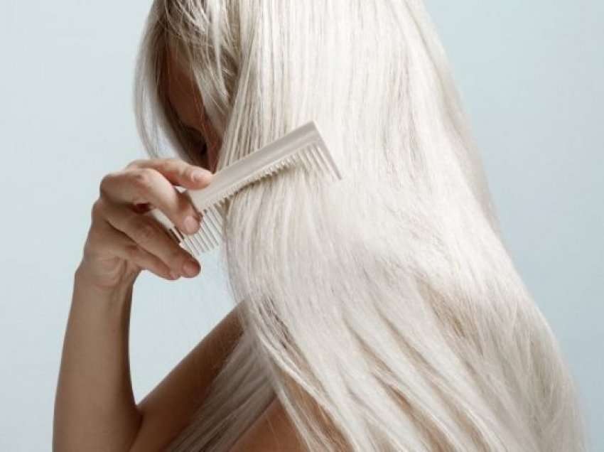 Ripërtëritja e flokëve të dëmtuar: Shampon shtëpiak nga soda e bikarbonatit!