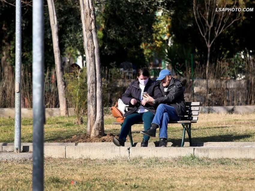 Shqipëria në plakje, rinia po ikën prej papunësisë ose pagave të ulëta