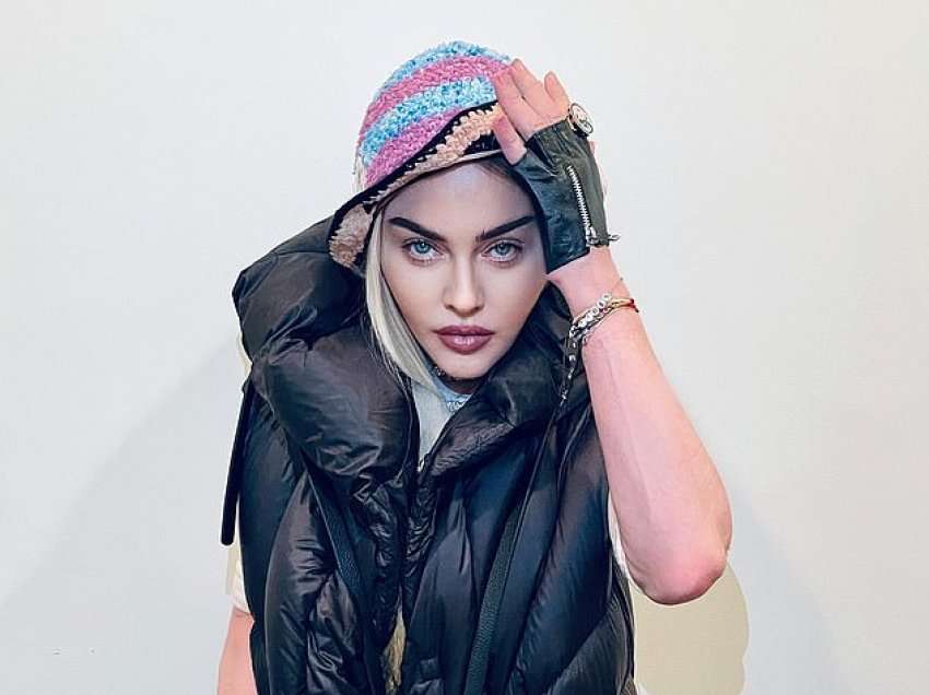 Fansat akuzojnë Madonnën për photoshop: Kjo nuk je ti, dukesh si 16-vjeç