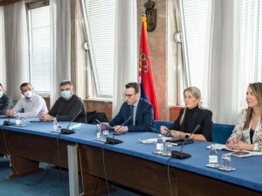 ​Rusia financon institucionet shëndetësore ilegale serbe në Kosovë, eksperti e quan instrumentalizim për qëllime elektorale