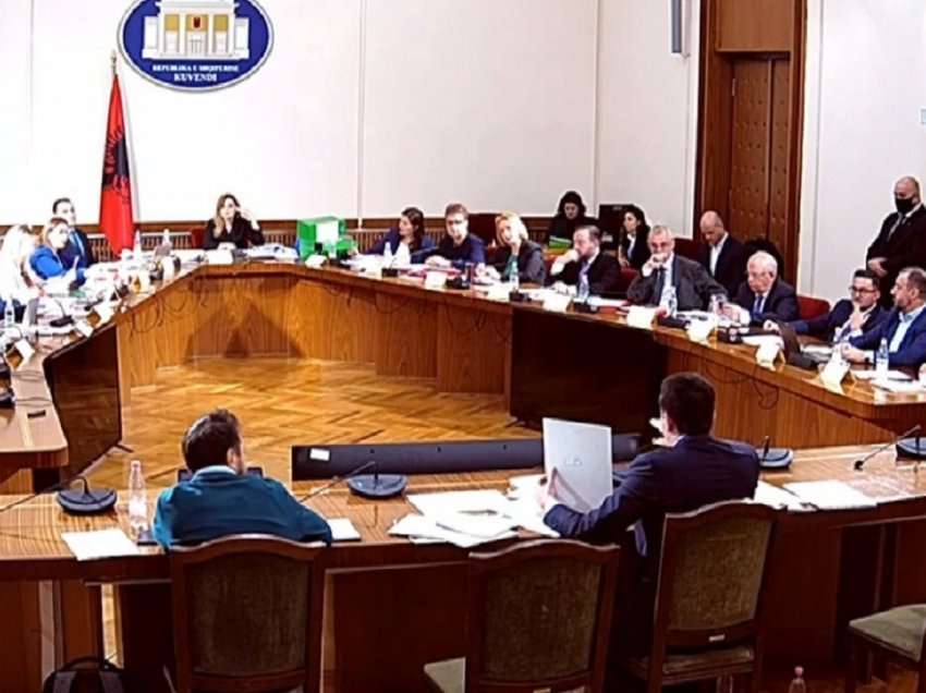Debate në Komision: Veliaj nxjerr vendimin e Këshillit Bashkiak: Më keni vënë atribute që nuk i kam