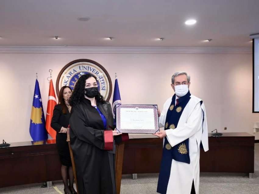 Osmani e merr çmimin “Doctor Honoris Causa” nga Universiteti i Ankarasë