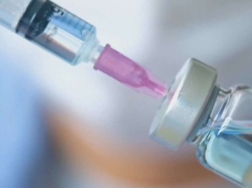 Shtohet interesi për vaksinën, më 4 janar me “green pass” në punë