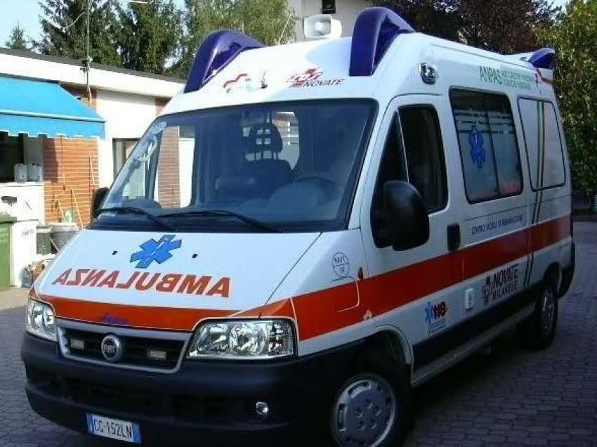 Aksident i katërfishtë te rrethrrotullimi i Selitës, plagoset një pasagjere