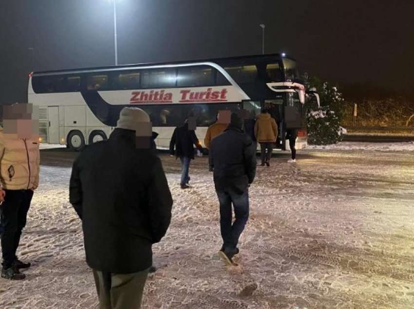 Udhëtarët nga Kosova të aksidentuar në Serbi nisen për në Slloveni
