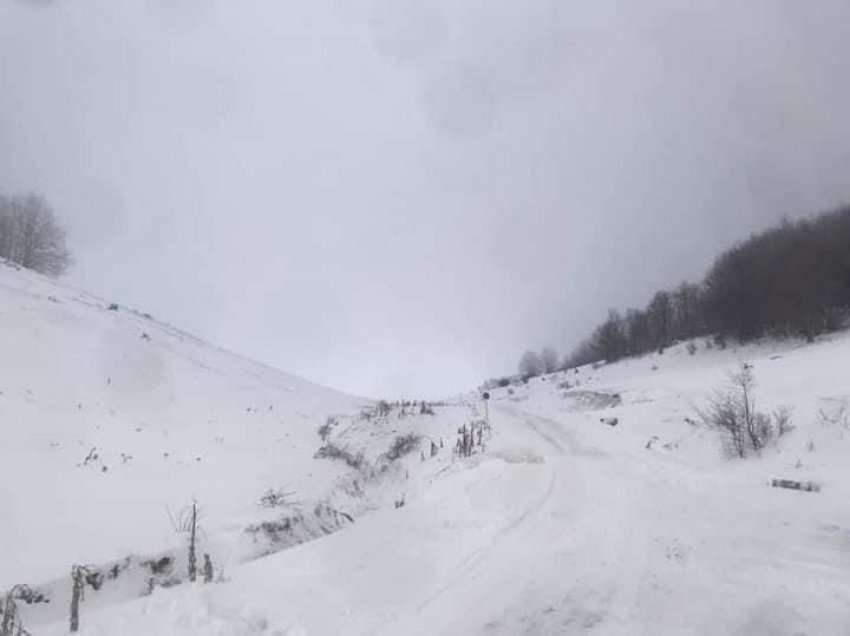 Disa fshatrave të Mitrovicës, rrezikojnë të bllokohen nga bora