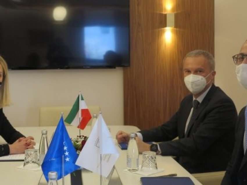 ​Ambasadori De Riu: Raportet në mes Kosovës dhe Italisë të forcohen edhe më tutje
