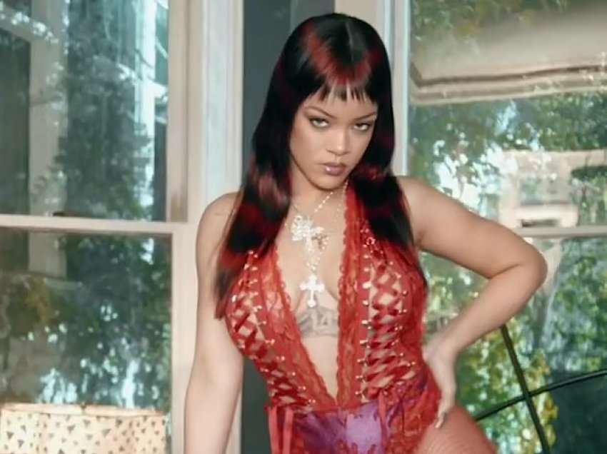 Rihanna më 'seksi' se kurrë më parë