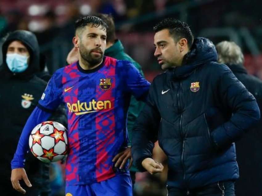Xavi: Nuk është e lehtë të luash për Barcelonën