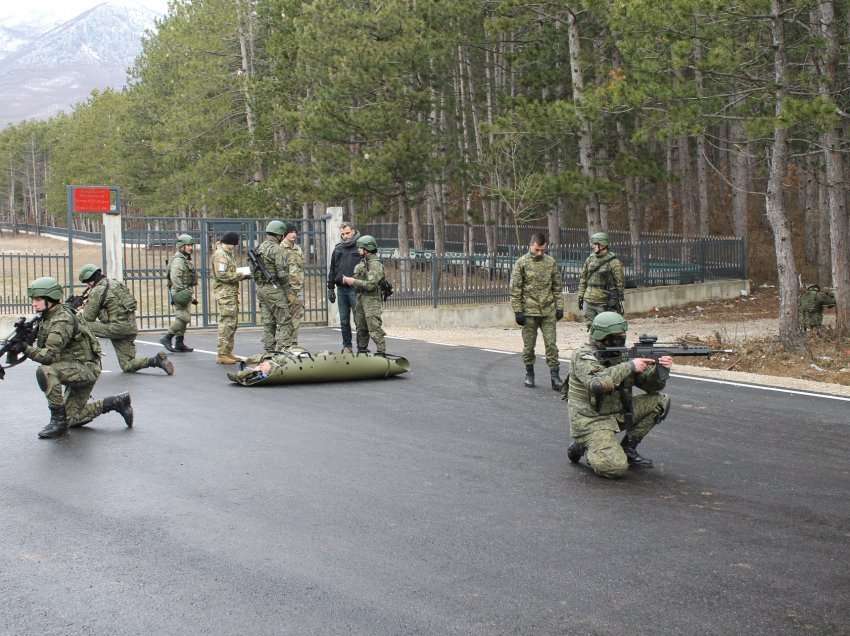 Ushtarët e FSK-së trajnohen për fushëbeteja 