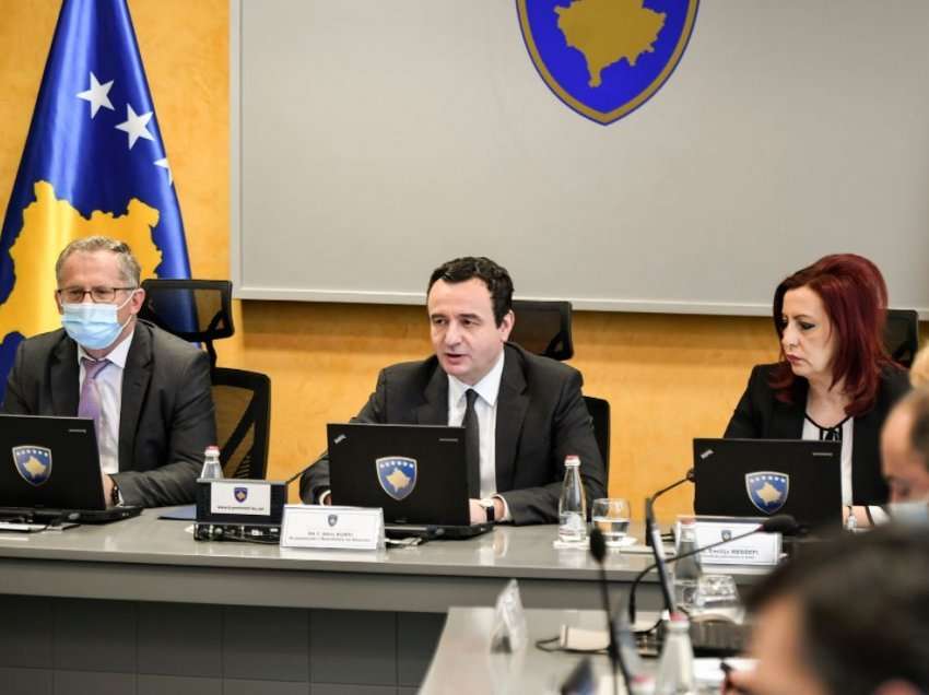 Qeveria përballë vendimit të kushtetueses për pagesën e 11 milionë eurove për rrymën në veri