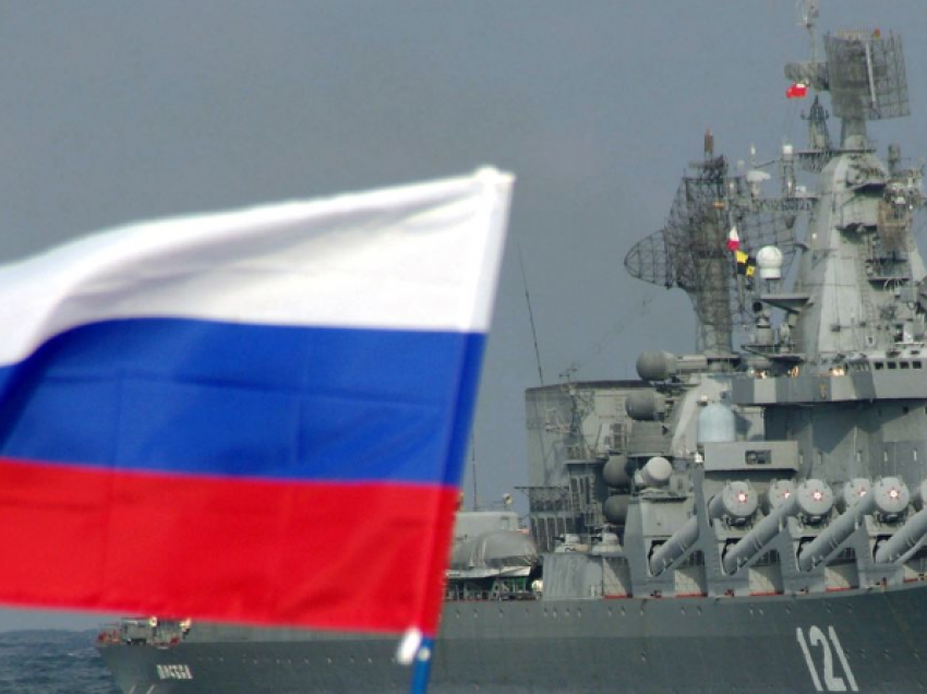 Rusia hedh në erë aksidentalisht anijen e vet në Detin e Zi