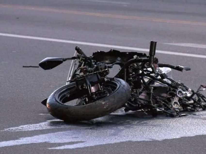 Aksident fatal në Veternik| Vdes një motoçiklist, vetura që e goditi iku nga vendi i ngjarjes