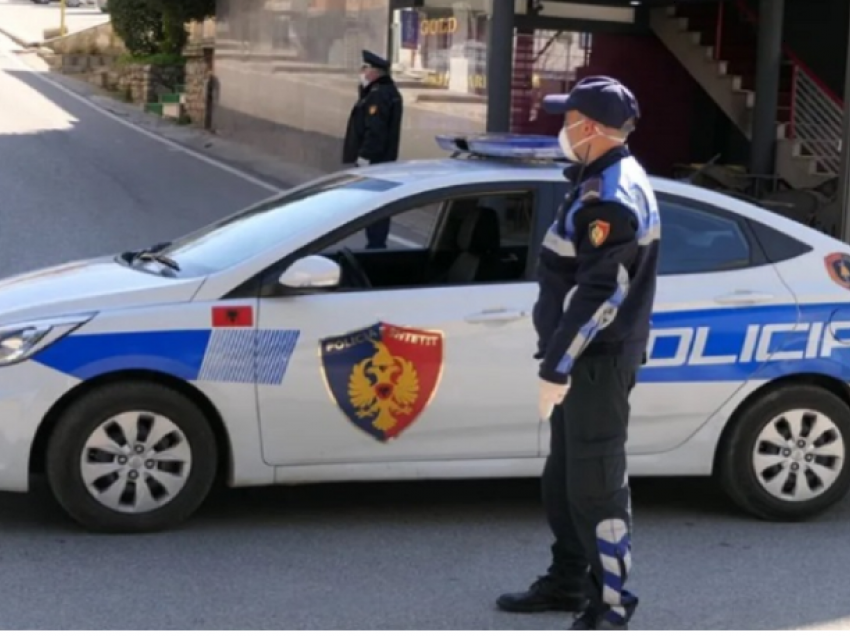 Plagosi një të mitur, procedohet në gjendje të lirë 13 vjeçari në Pogradec