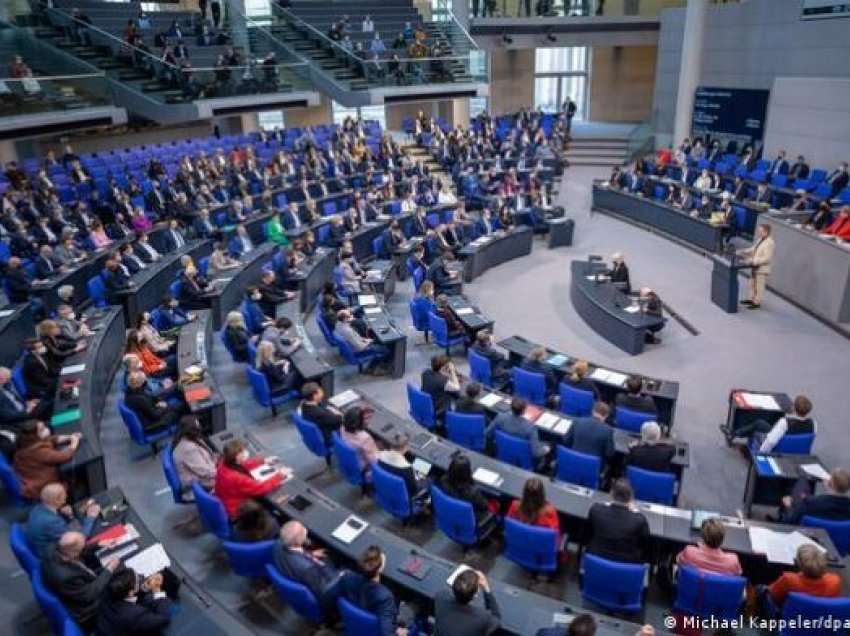 Parlamenti gjerman pro anëtarësimit të Kroacisë në eurozonë