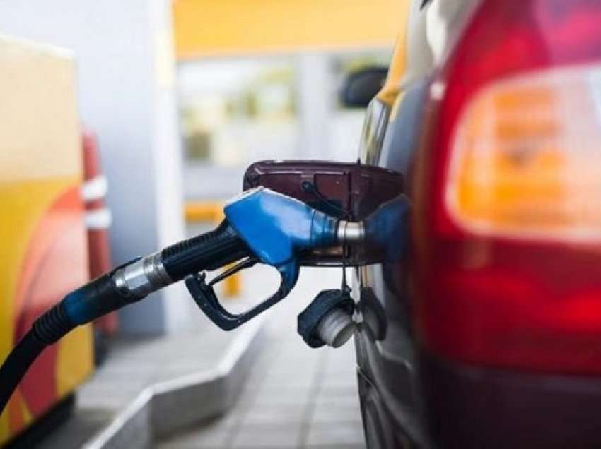 ​Benzina bie për një cent, çmimet e naftës dhe gazit mbesin të njëjta