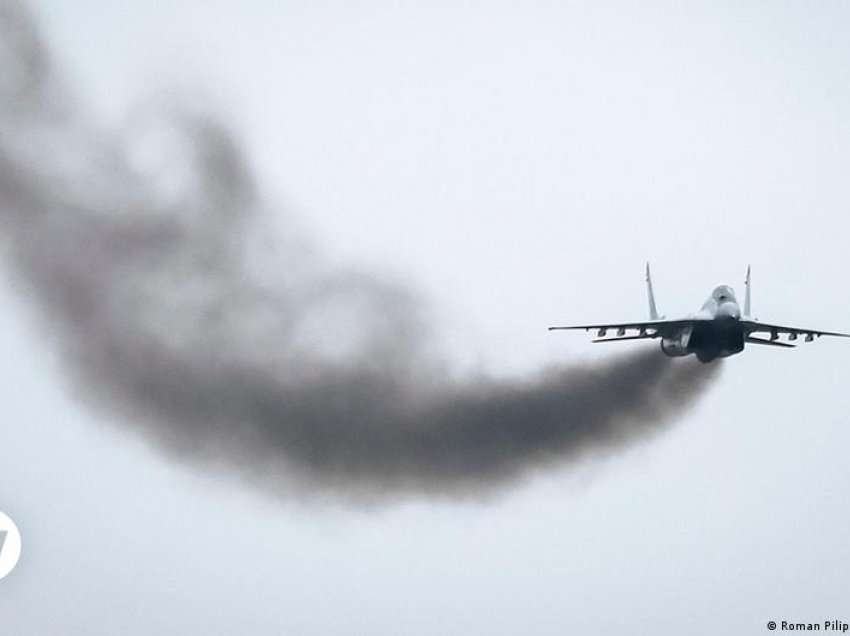Ukraina mohon se avionët e saj luftarakë janë rrëzuar