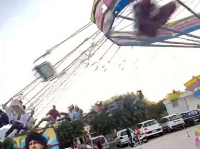 Teksa ‘fluturonin në ajër’, rrëzohet karuseli – të paktën 20 persona, gjysma fëmijë, u lënduan në Itali