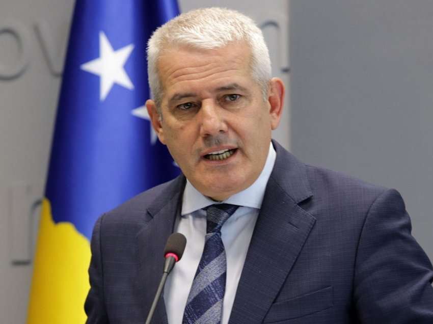 Ministri Sveçla: Kosova nuk ka luftëtarë në Ukrainë