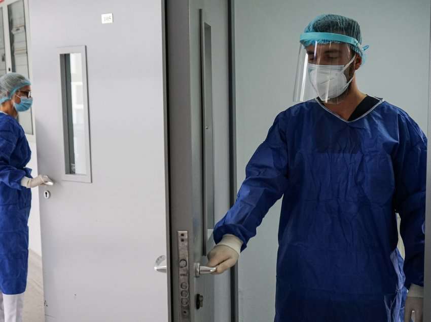 ​ShSKUK: 66 pacientë janë duke u trajtuar nga Covid-19