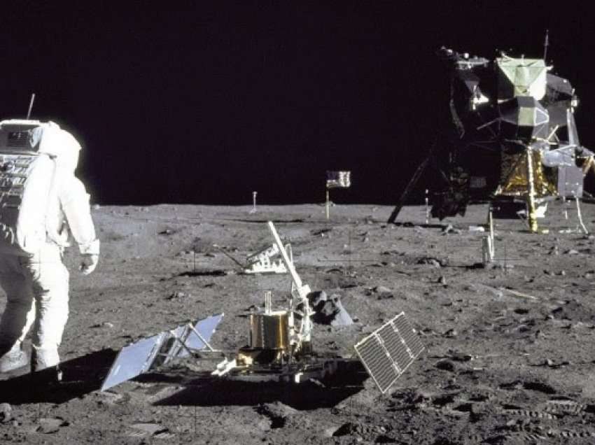 ​53 vjet më parë njeriu zbriti në Hënë