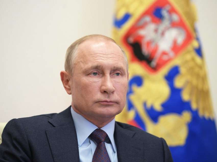 Edhe Kremlini thotë se Putini është në gjendje të mirë shëndetësore