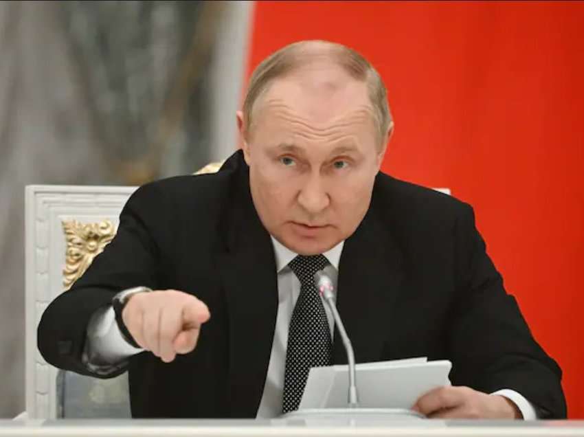 Eksperti amerikan sheh prova se Putini po e humb kontrollin mbi Kremlinin
