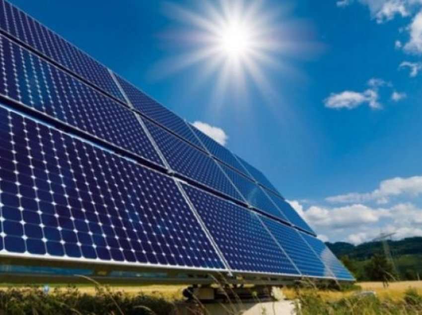 Thjeshtësohet procedura për fotovoltaikët në Maqedoni të Veriut