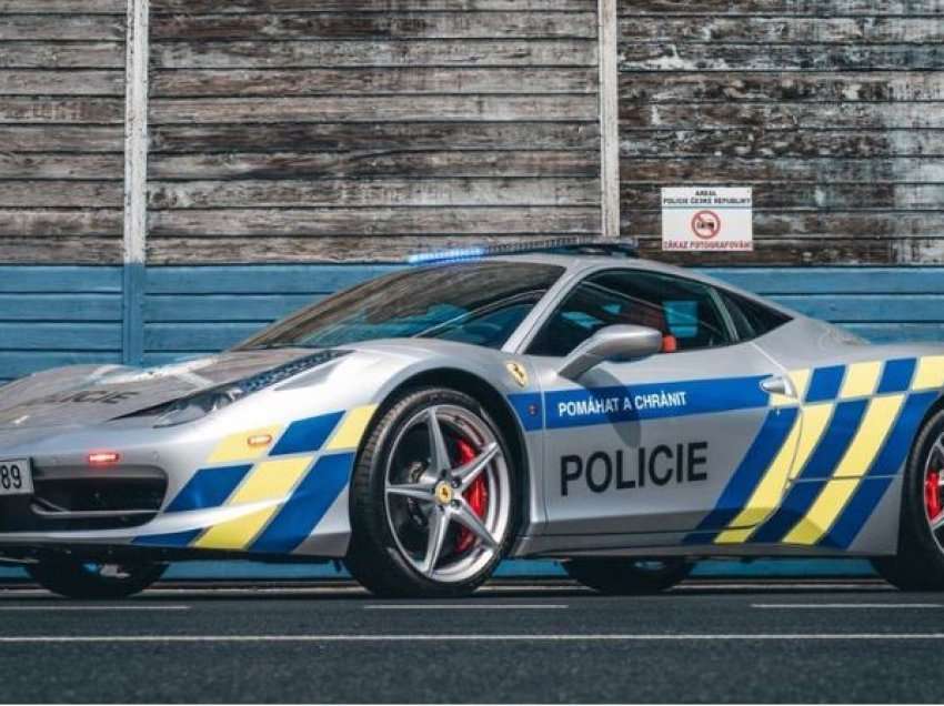 Policia çeke e fut në përdorim Ferrarin e konfiskuar nga kriminelët