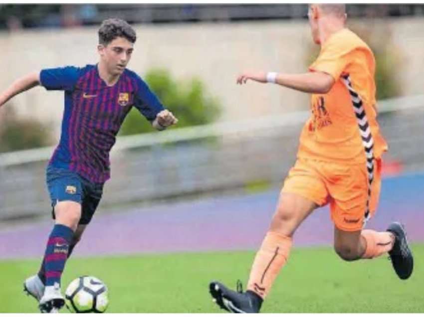 Pas Fabregas kërkon edhe lojtarin e rritur në akademinë e Barcelonës
