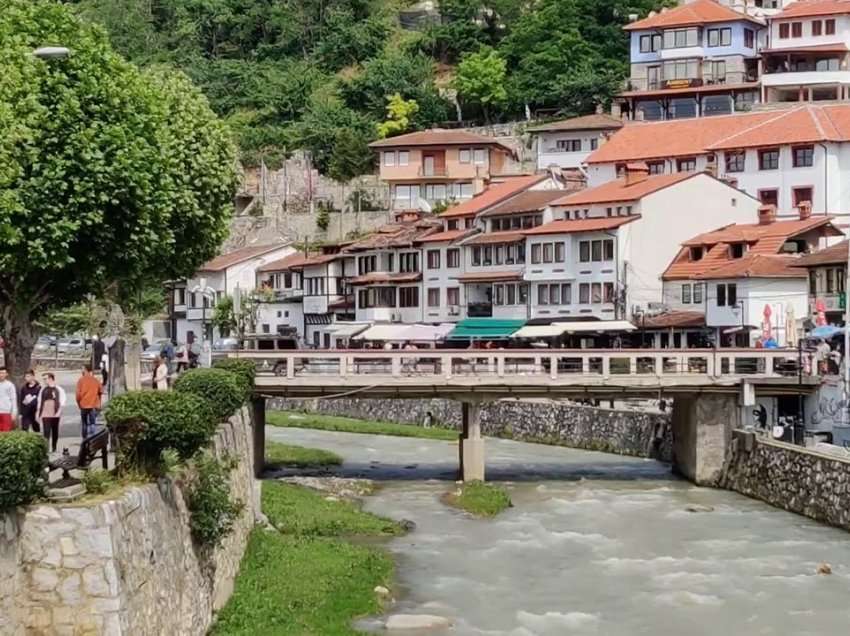 Zhduket çifti nga Prizreni