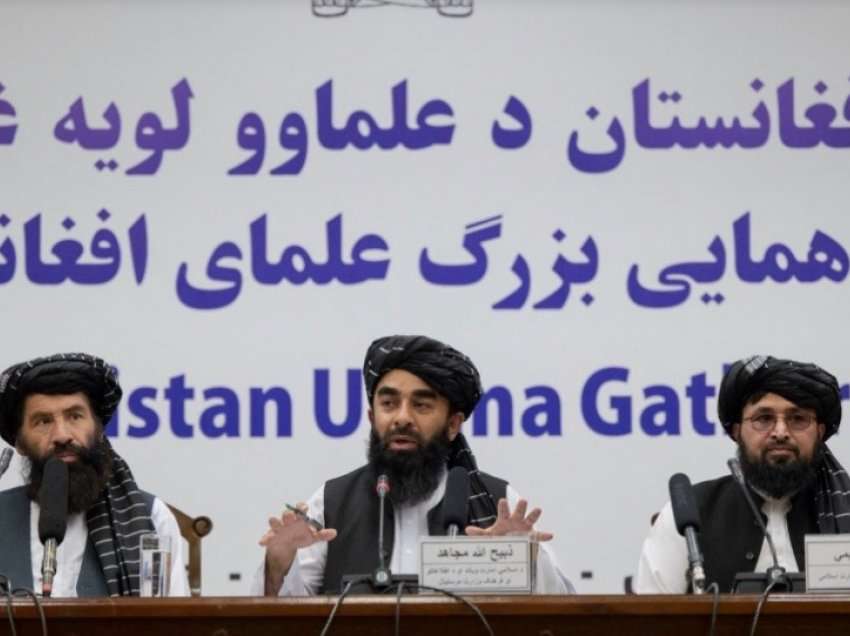 Talibanët po “shkatërrojnë jetët e grave dhe vajzave afgane”