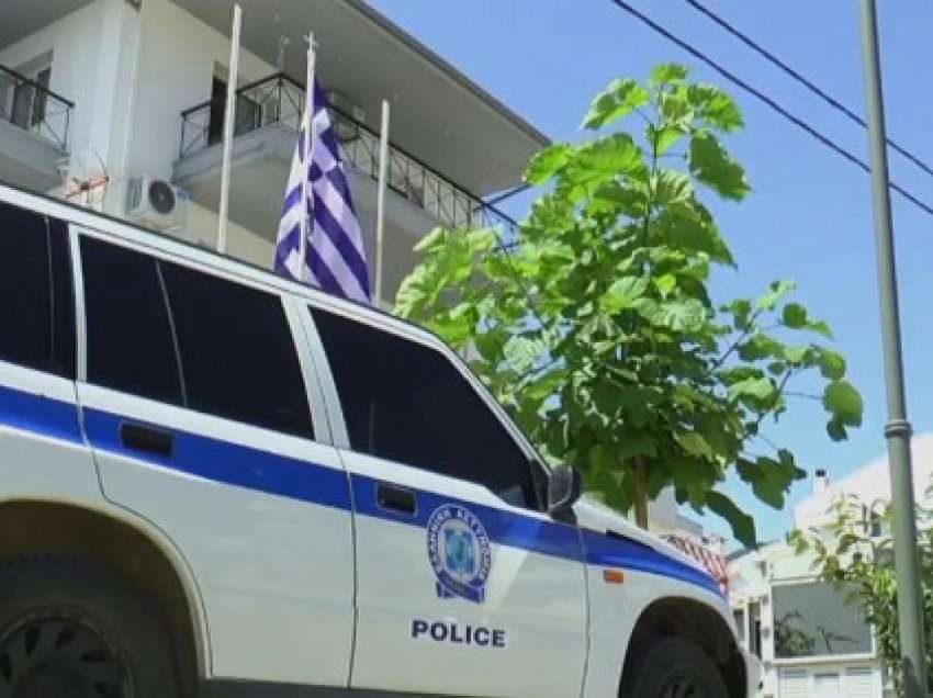 31-vjeçari shqiptar i vjedh grekut 240 litra karburant në vendin ku punonte. E kap policia, ia kthen sërish pronarit