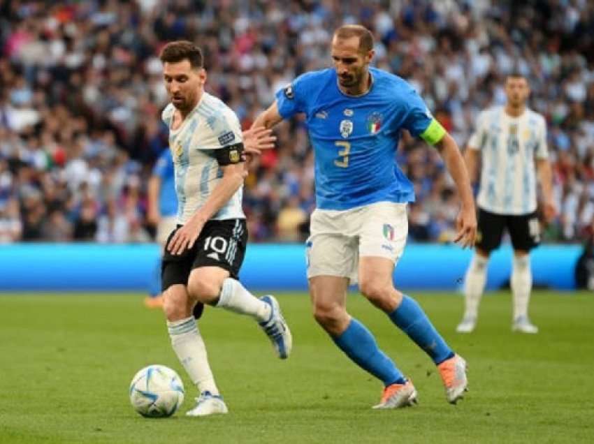 Italia-Argjentinë, shënohet goli i parë