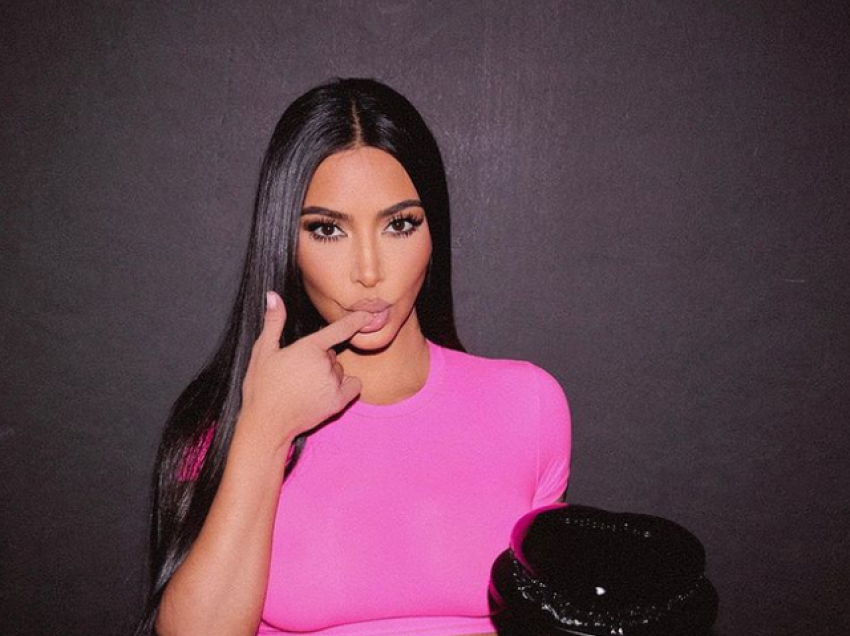 Kim Kardashian thotë se do të hante jashtëqitje nëse do ta ndihmonte të dukej e re