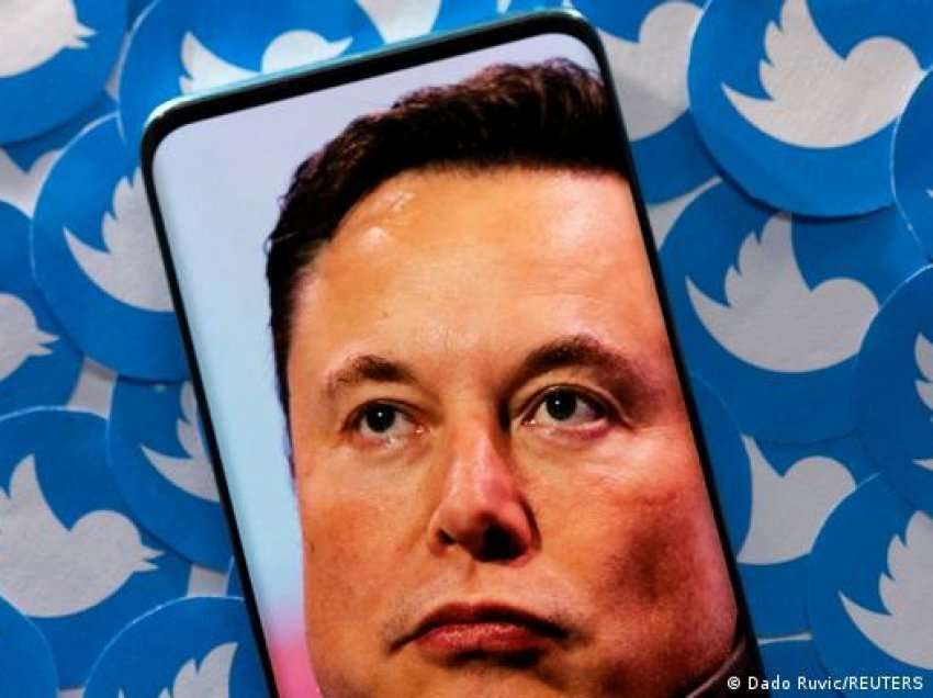 Elon Musk kërcënon me tërheqjen e ofertës për blerjen e Twitter-it