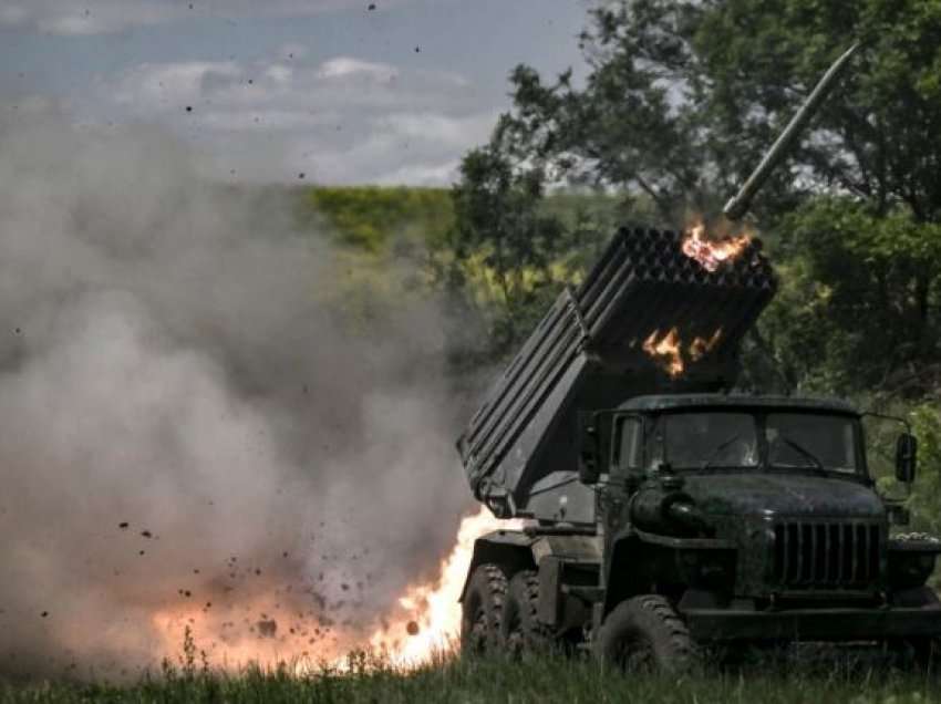 Ukraina zotohet se “mbrojtja heroike” e Donbasit do të vazhdojë 