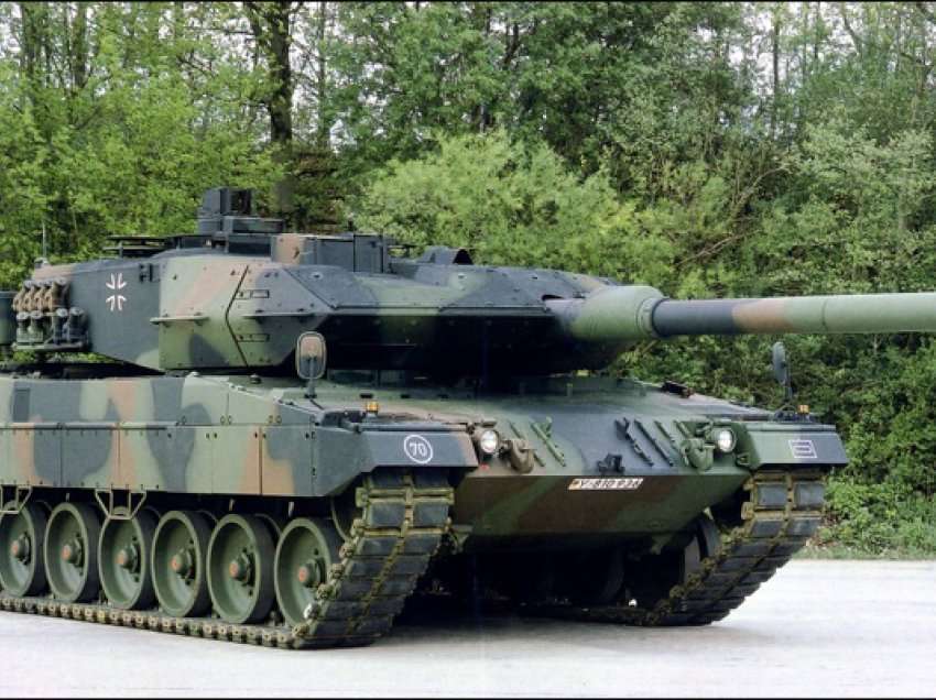 Gjermania po bllokon synimin e Spanjës për t’i dërguar Ukrainës tanke?