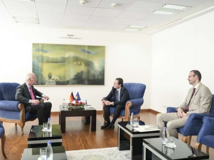 ​Kurti takon ish-ministrin Scharping, e quan mik të moçëm të Kosovës