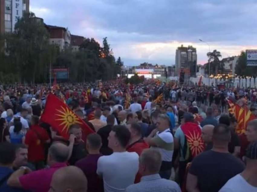 Në Shkup po zhvillohet protesta e OBRM-PDUKM-së, kërkohen zgjedhje të parakohshme parlamentare