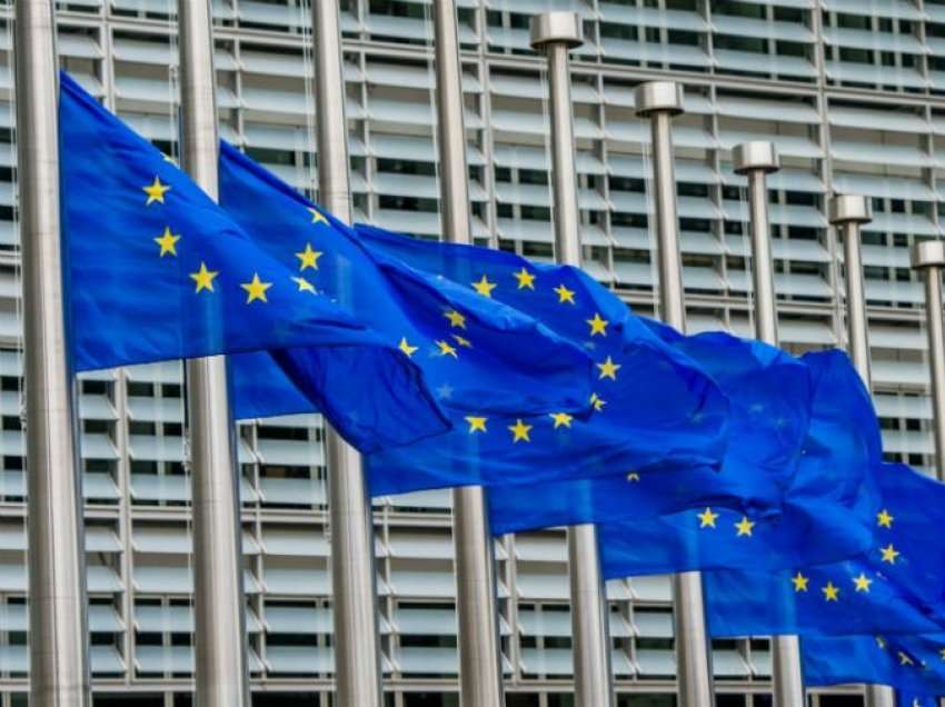 ​Bullgaria heq veton për negociatat për anëtarësimin e Maqedonisë së Veriut në BE