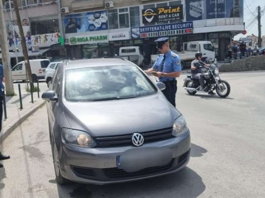 ​Policia me rroba civile në aksion kundër përdorimit të telefonave në automjet