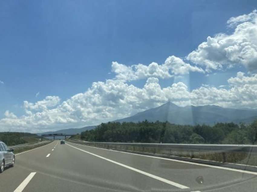Ekonomisti austriak: Kosova i ka autostradat më të mira në Evropë