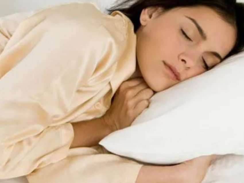 Si e ndihmon gjumi i thellë trurin të mbajë larg sëmundjet
